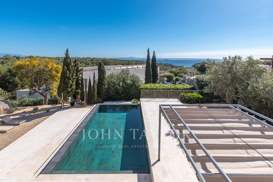 Villa in Sol de Mallorca, Calvia, Balearic Islands 2 - 17444498