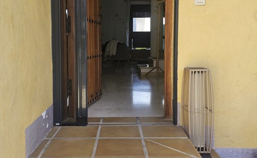 Townhouse in Cancelada, Estepona, Andalusia 1