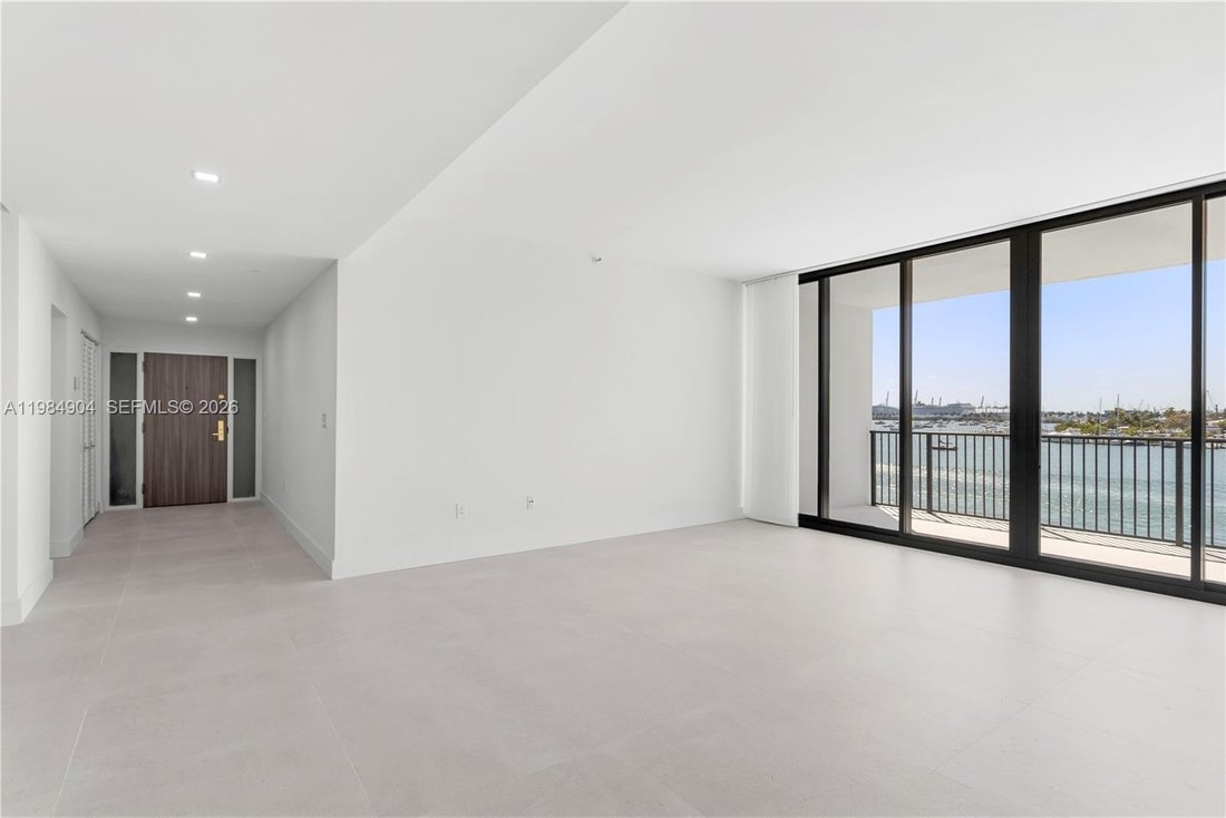 Condo in Miami, Florida, United States 4 - 17444737