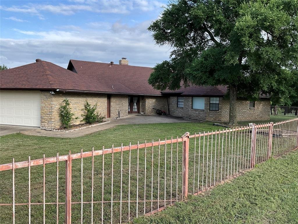 House in Hamilton, Texas, United States 1 - 17446464