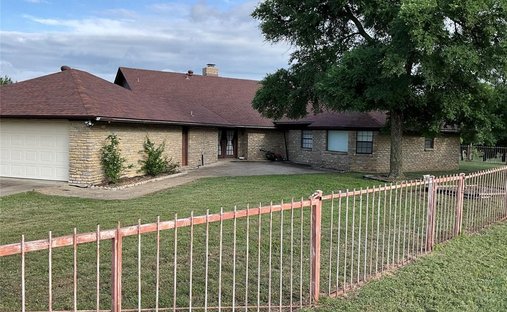 House in Hamilton, Texas, United States 1