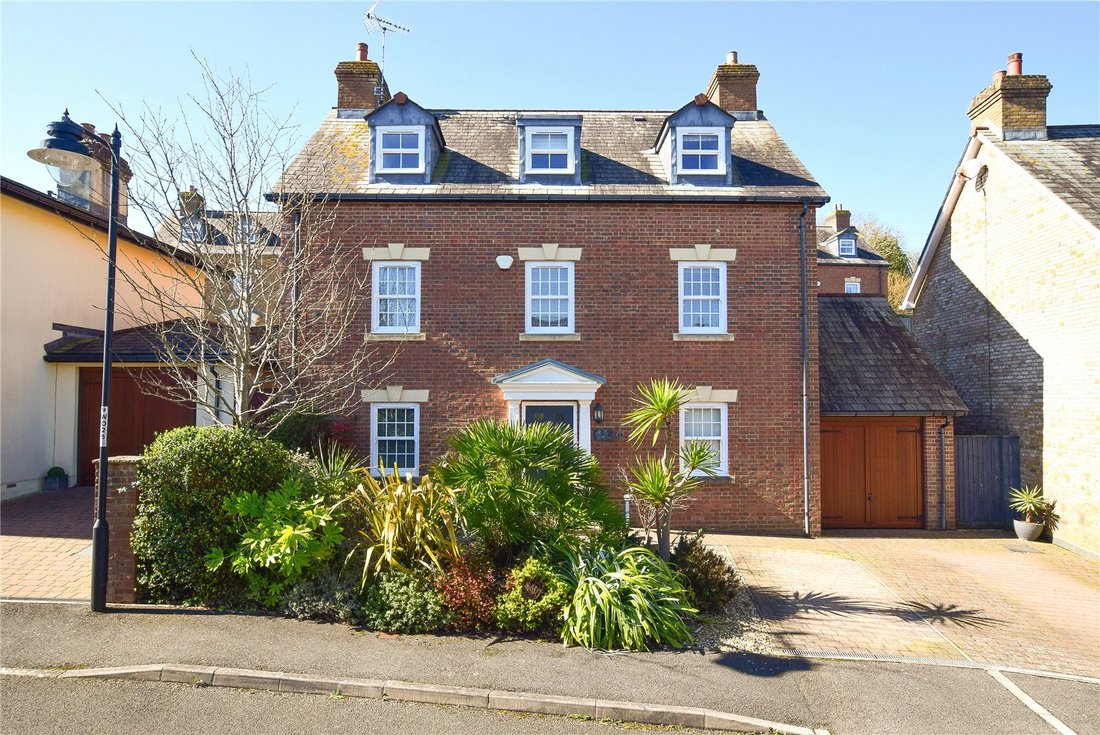 House in Lyme Regis, England 1 - 17442409