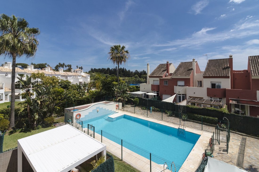 Townhouse in Estepona, Andalusia, Spain 1 - 17442748