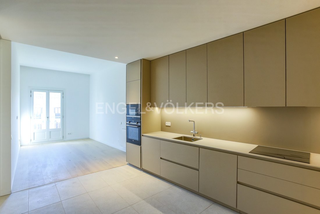 Appartamento a Eixample, Barcellona, Spagna 2 - 17447227