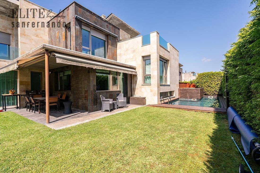 House in Santa Cruz de Bezana, Cantabria, Spain 1 - 17447048