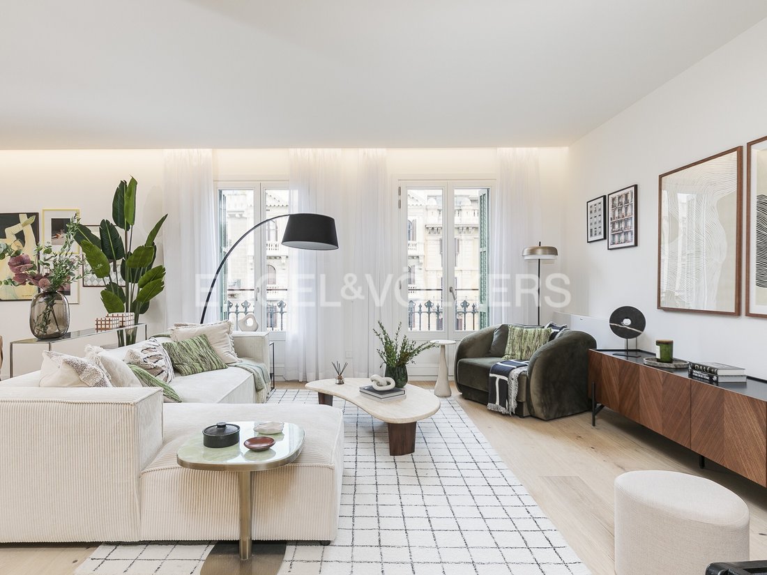 Apartment in Eixample, Barcelona, Spain 1 - 17447231