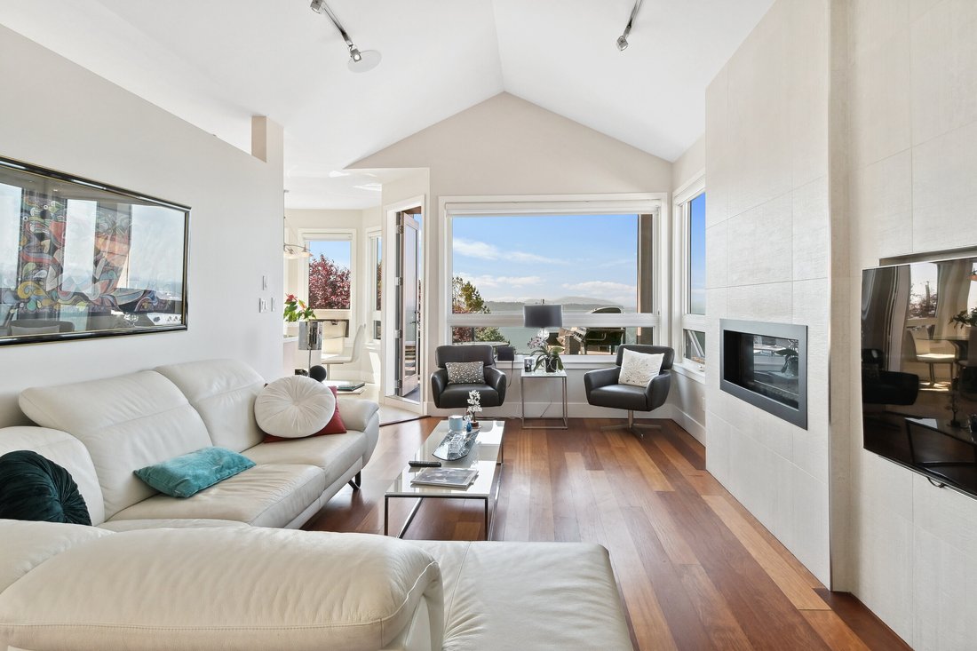 House in White Rock, British Columbia, Canada 4 - 17445518