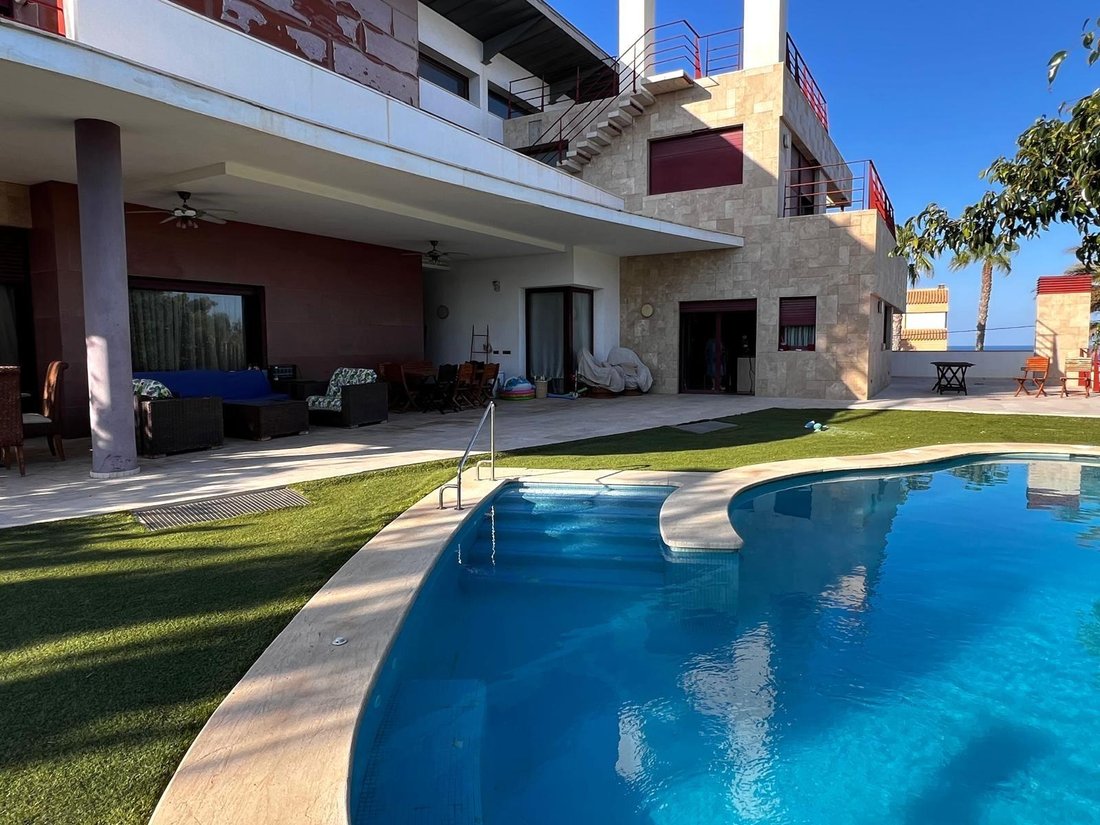 Chalet in San Juan Playa, Alicante, Valencian Community 1 - 17443486