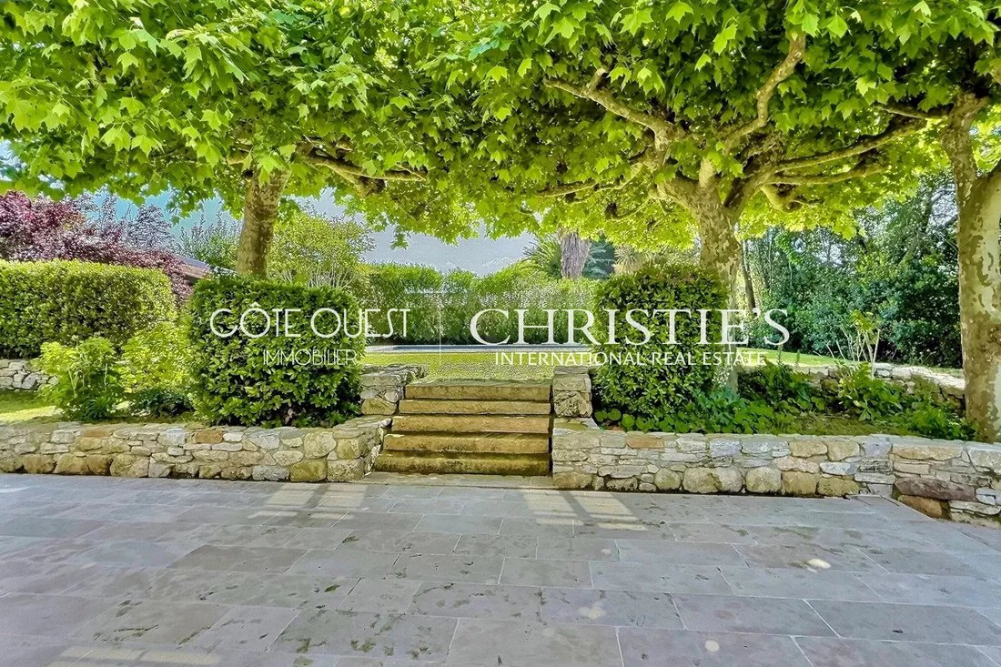 Villa in Bidart, Nouvelle-Aquitaine, France 4 - 11369523