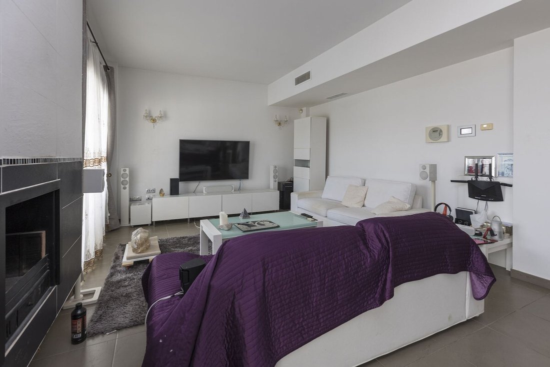 Villa in Estepona, Andalusia, Spain 4 - 17442641
