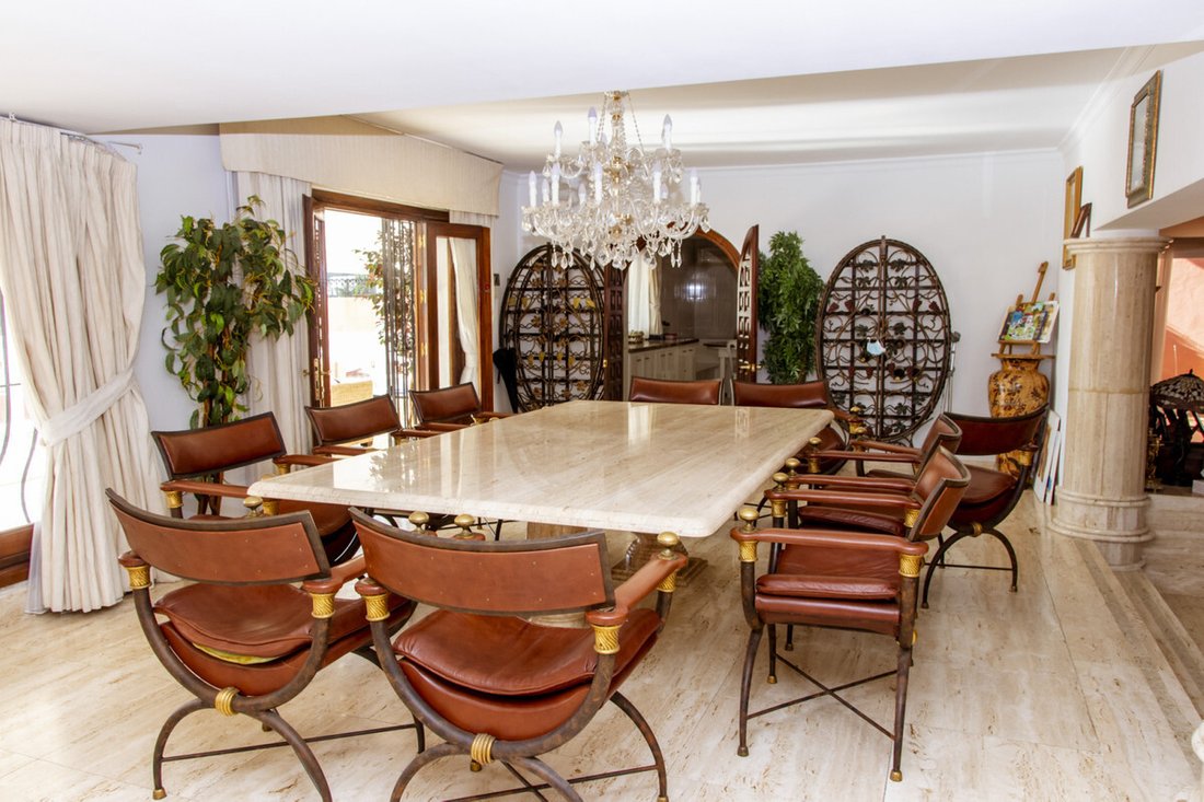 Villa in Estepona, Andalusia, Spain 3 - 17443742