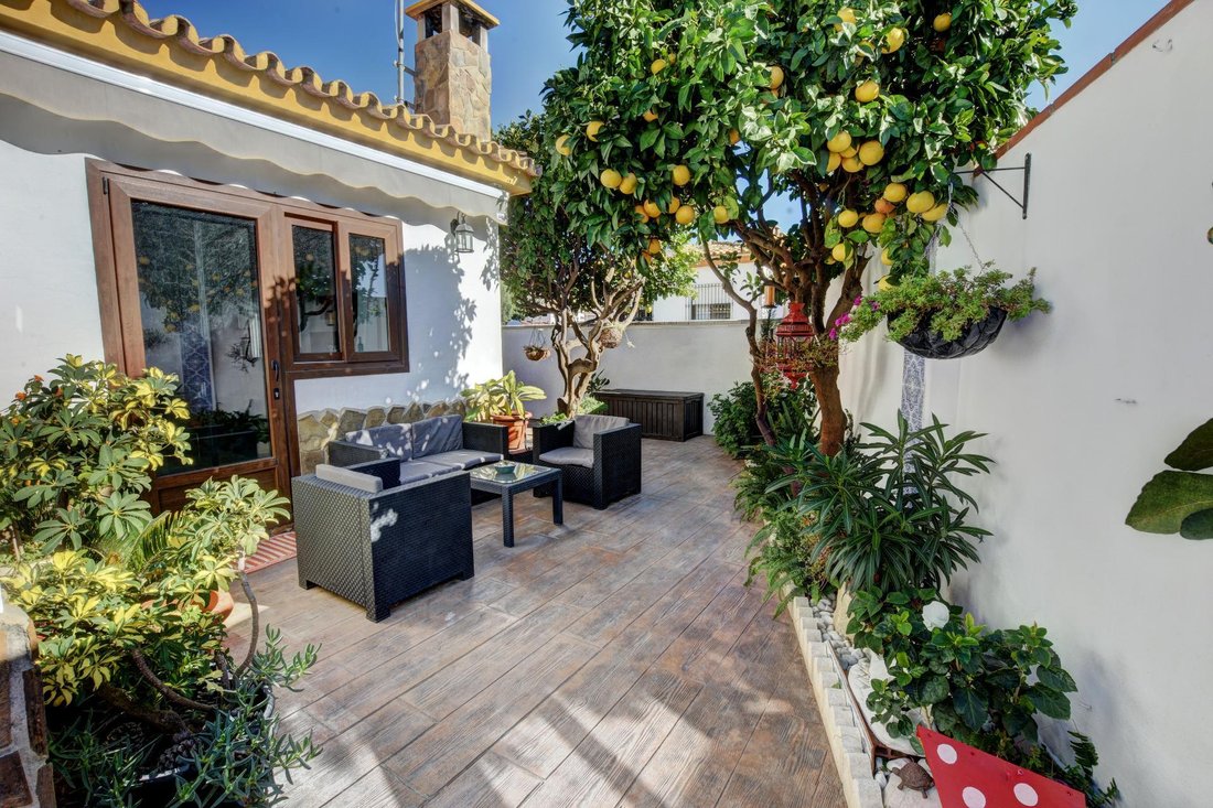 Villa in Arroyo de la Miel, Benalmadena, Andalusia 2 - 17442721