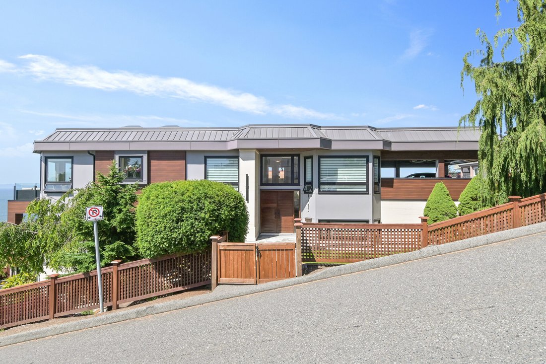 House in White Rock, British Columbia, Canada 1 - 17445518