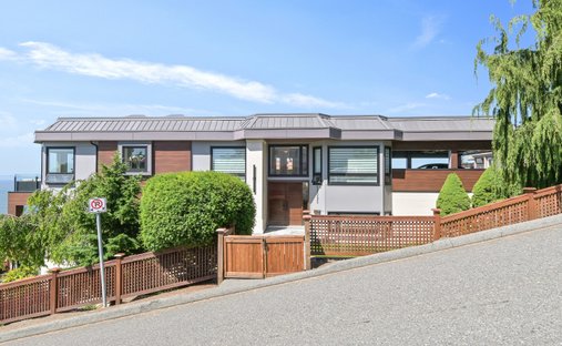House in White Rock, British Columbia, Canada 1