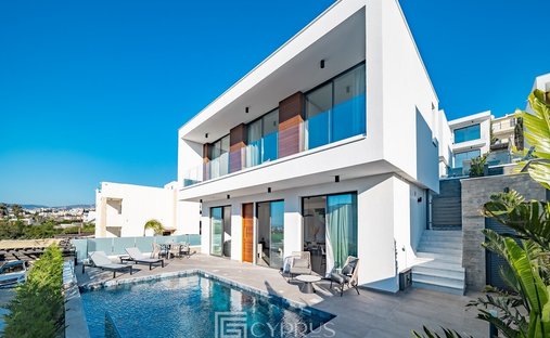 Villa in Chloraka, Paphos, Cyprus 1