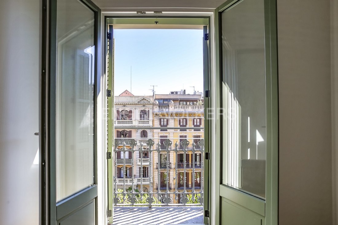 Appartamento a Eixample, Barcellona, Spagna 5 - 17447227