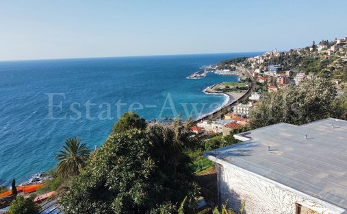 Villa in Bordighera, Liguria, Italy 1