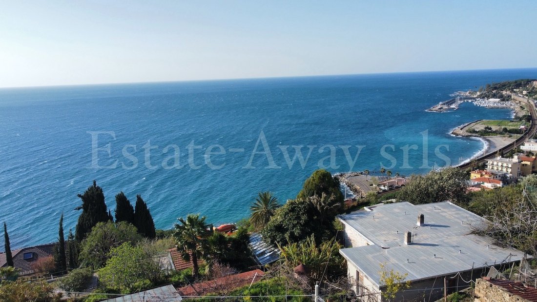 Villa in Bordighera, Liguria, Italy 3 - 17448483