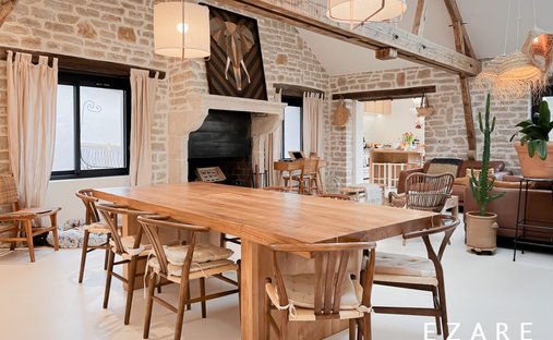 19th Century Château With 4,34 Hectare Wooded Park Swimming Pool Burgundy, Near Beaune