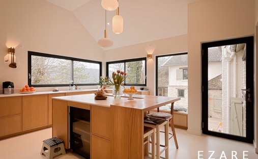 19th Century Château With 4,34 Hectare Wooded Park Swimming Pool Burgundy, Near Beaune