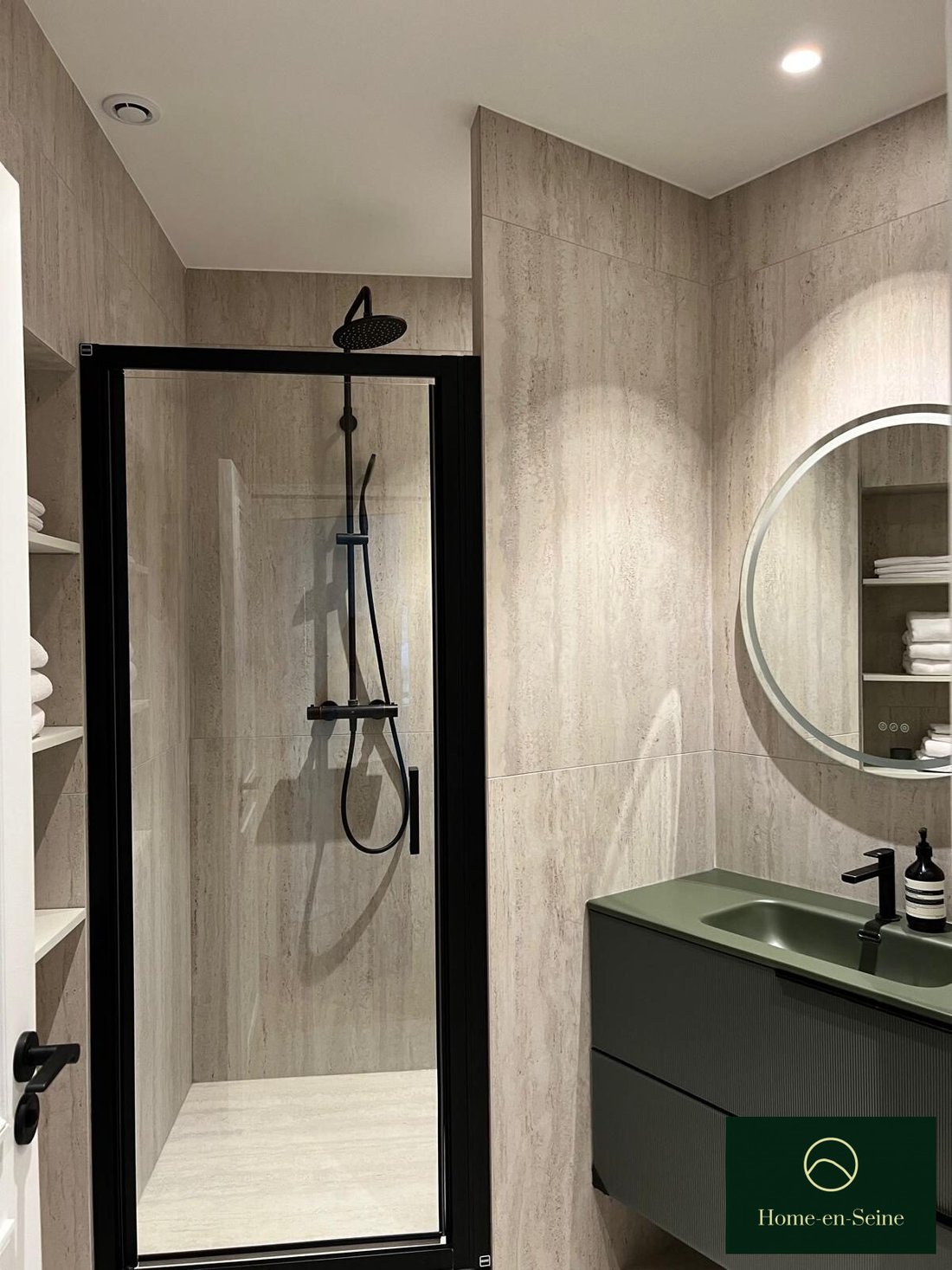 Apartment in Amiraux-Simplon-Poissonniers, Paris 18e Arrondissement, Paris 5 - 17448294