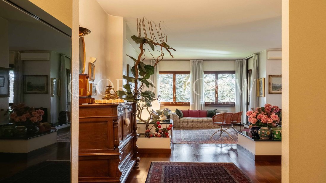 Apartment in Park Zone, Monza, Lombardy 1 - 17447798