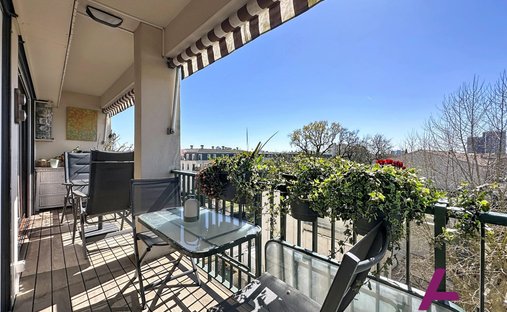 Apartment in Saint Bruno-Saint Augustin, Bordeaux, France 1