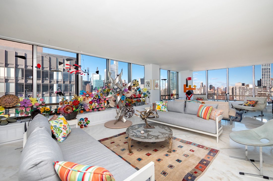 Co Op in New York, New York, United States 2 - 17447973