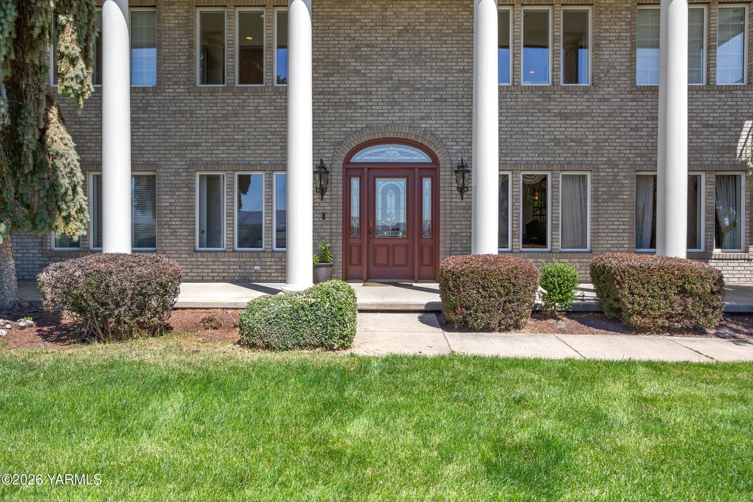 House in Yakima, Washington, United States 3 - 17448760
