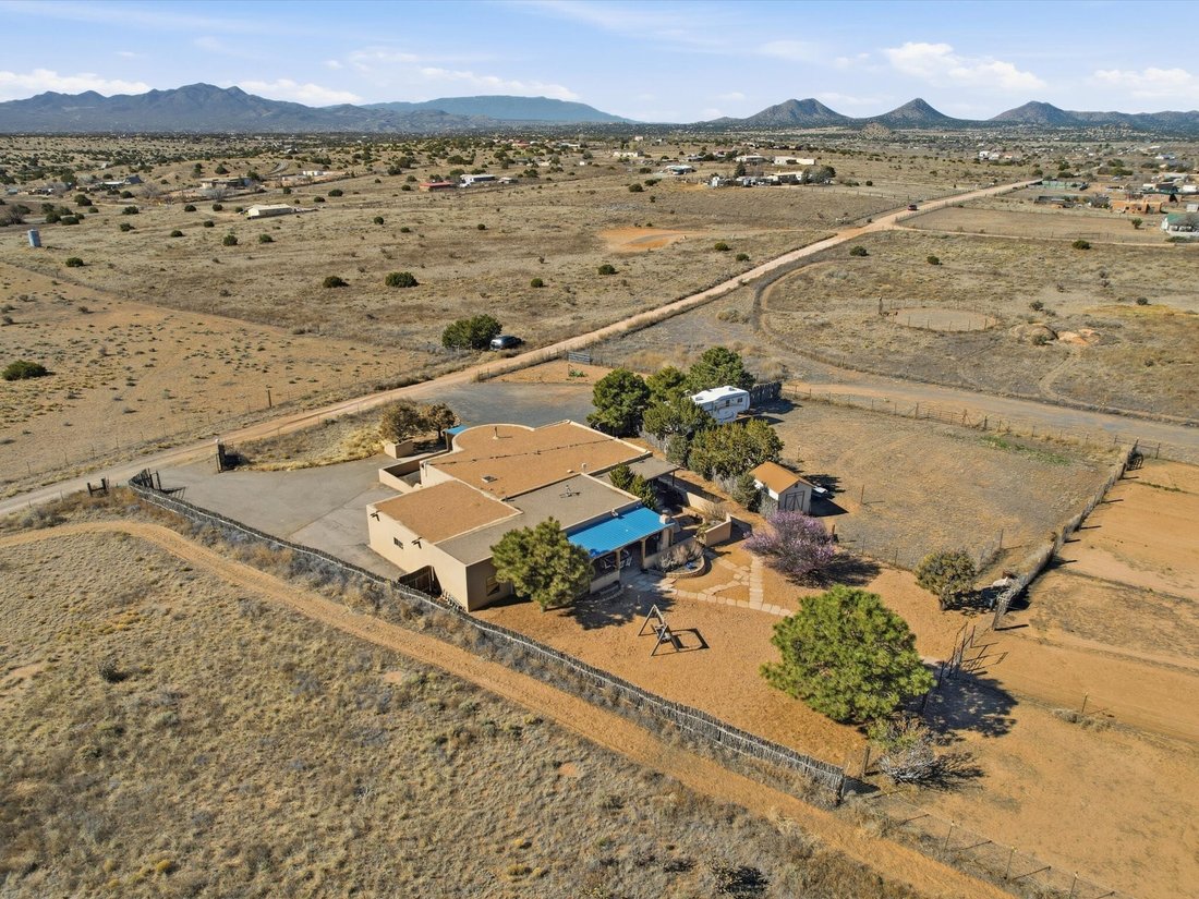 House in Santa Fe, New Mexico, United States 1 - 17448707
