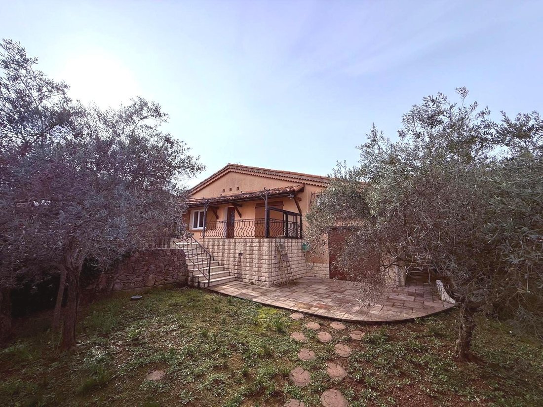 House in Haut Sud, Saint-Maximin-la-Sainte-Baume, France 2 - 17448227
