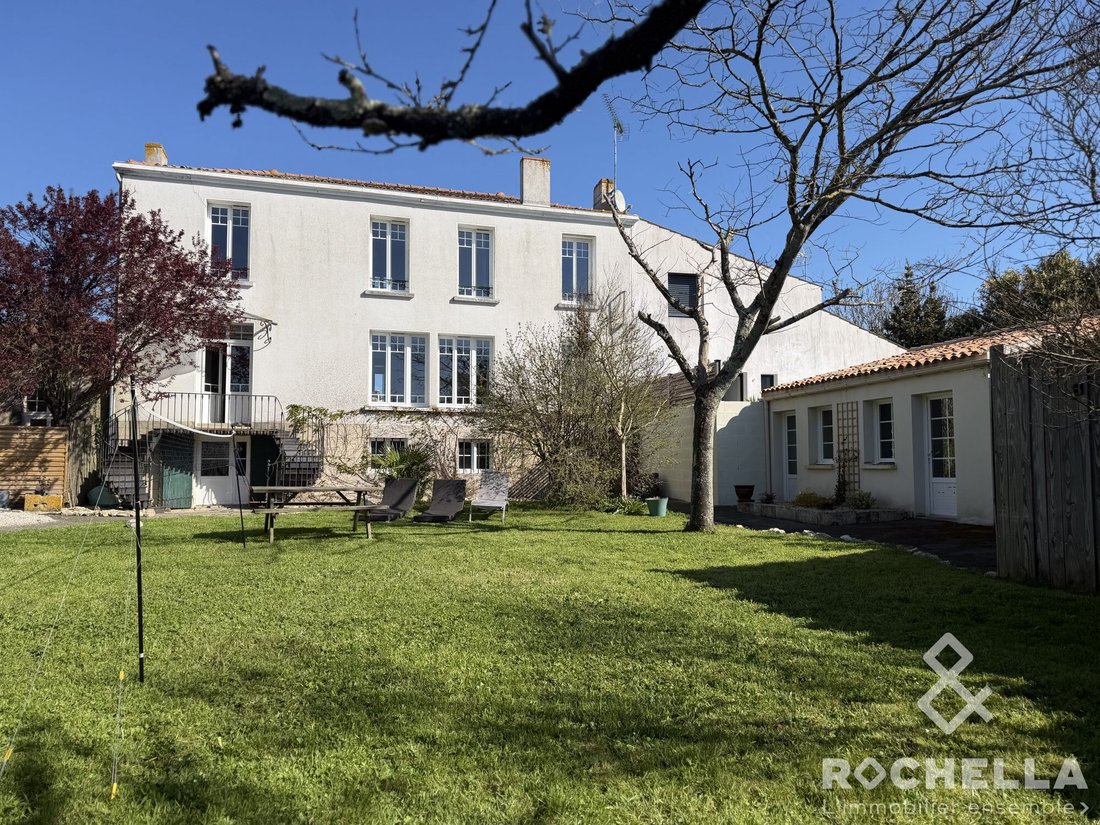 House in Puilboreau, Nouvelle-Aquitaine, France 1 - 14239252