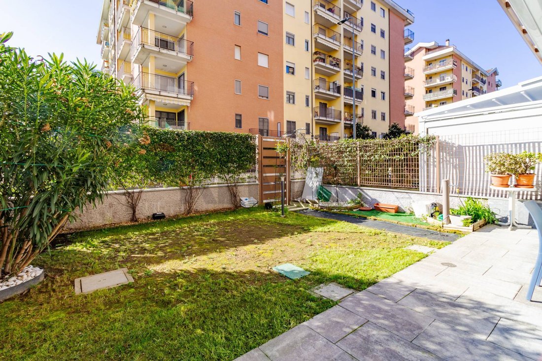 Apartment in Niguarda, Milan, Italy 2 - 17447786