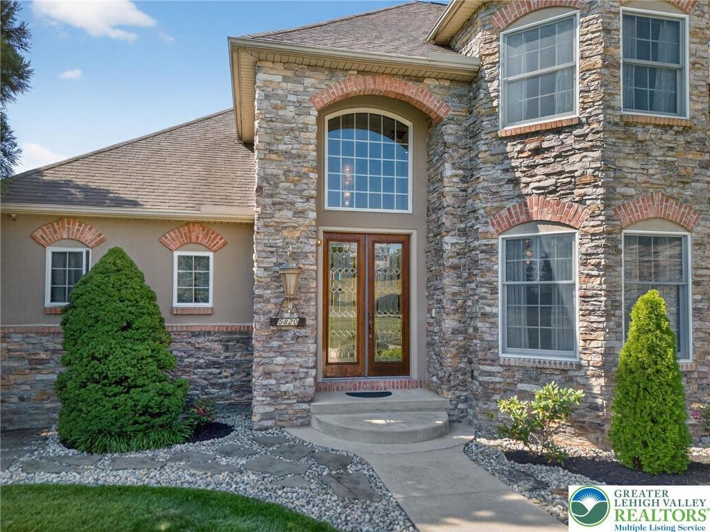 House in Schnecksville, Pennsylvania, United States 3 - 17447749