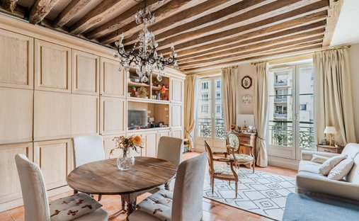 Apartment in Sainte Avoie, Paris 3e Arrondissement, Paris 1