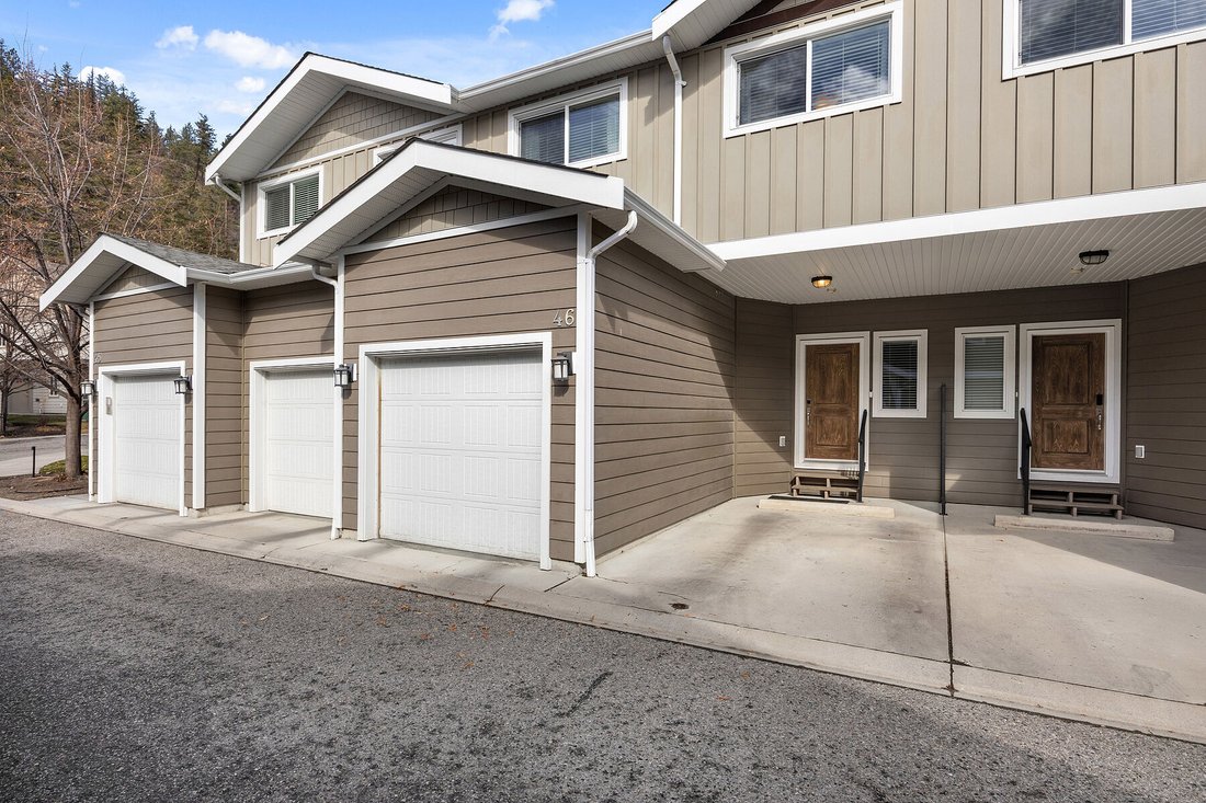 House in Kelowna, British Columbia, Canada 2 - 17448452