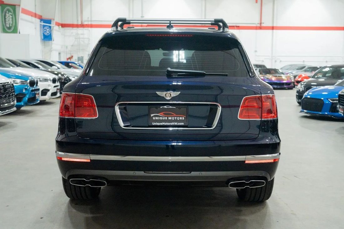 Suv in Kent, WA, United States 5 - 17449708