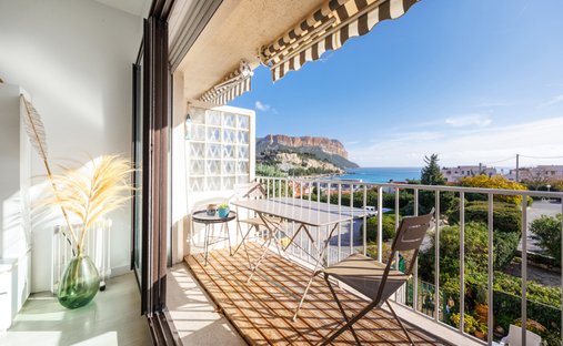 Apartment in Peripherie, Cassis, France 1