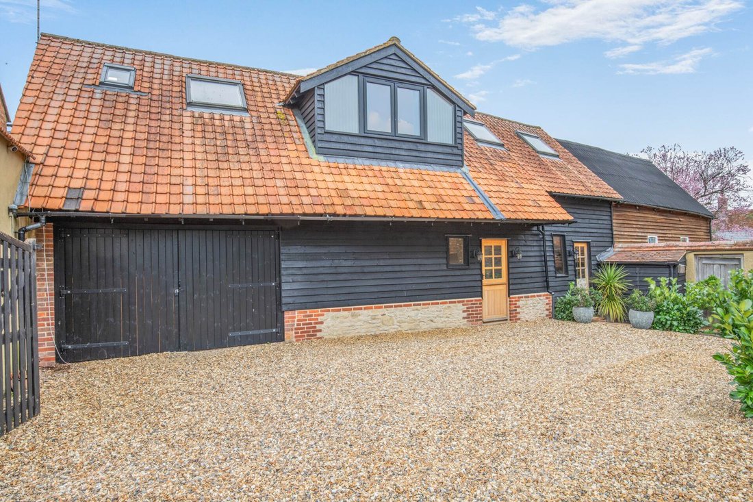 House in Haddenham, England 3 - 17449536