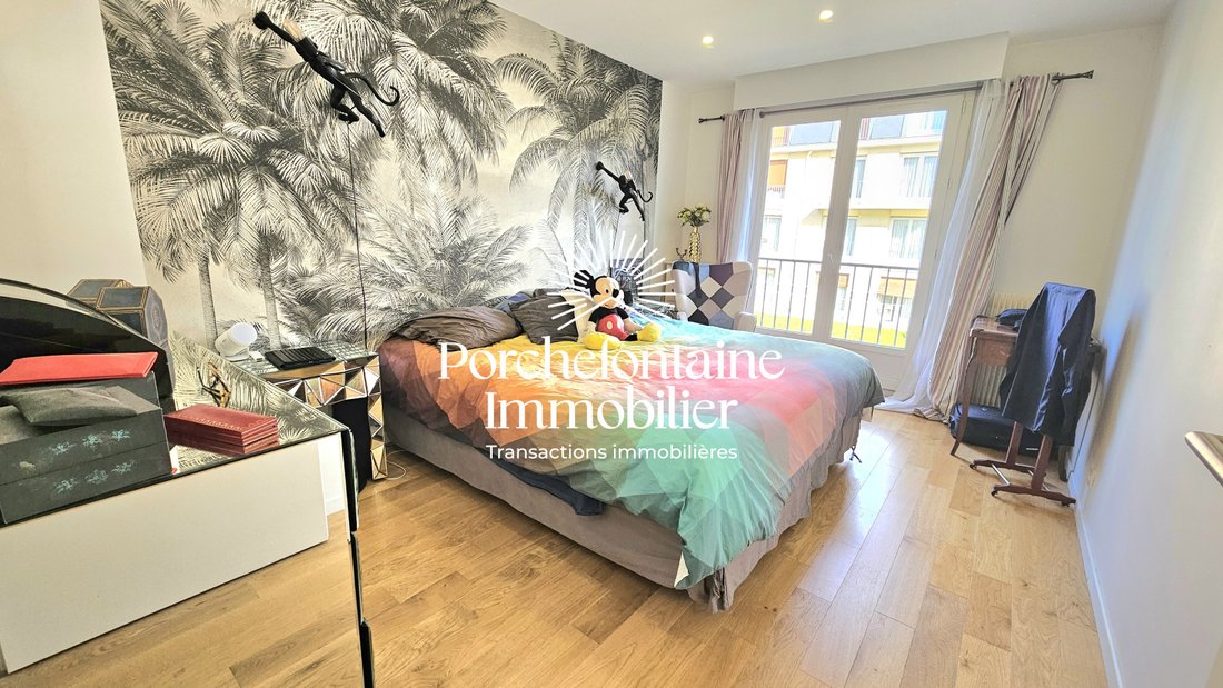 Apartment in Domaine National du Château, Versailles, France 5 - 17449053