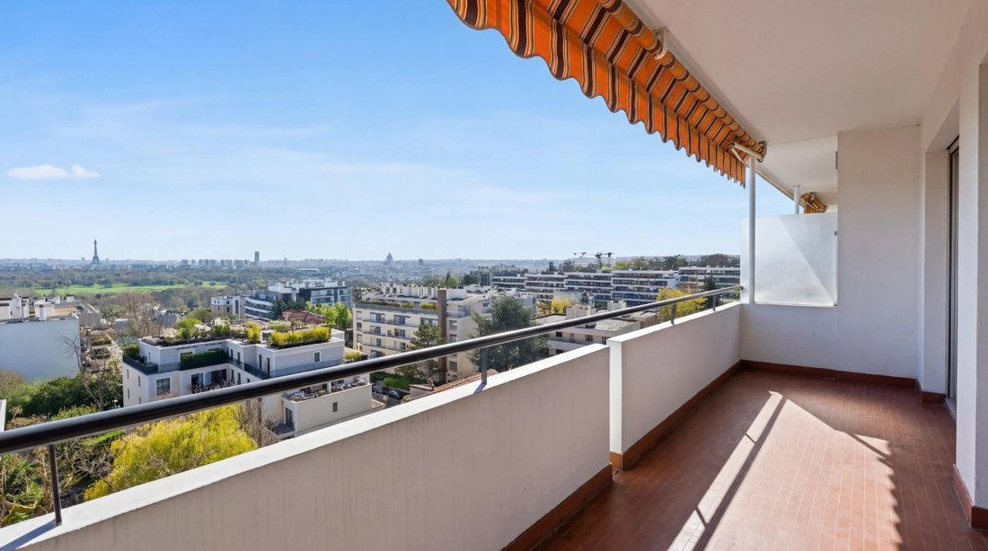 Apartment in Saint-Cloud, Ile-de-France, France 1 - 17449235