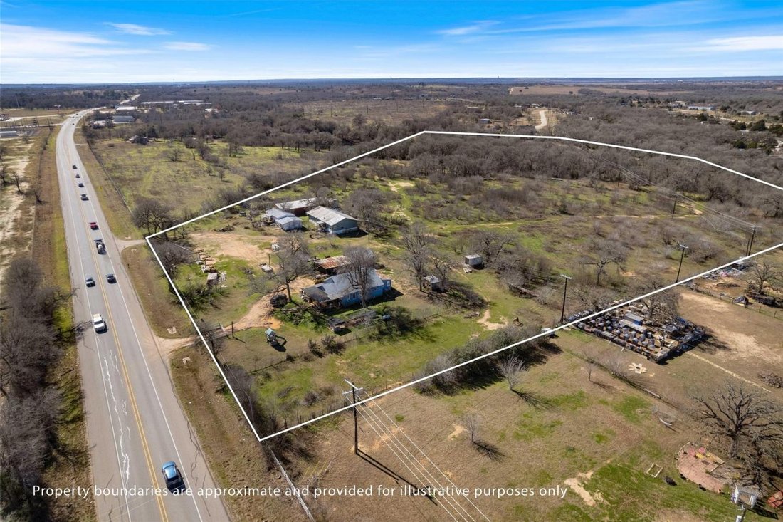 House in Bastrop, Texas, United States 3 - 17449662
