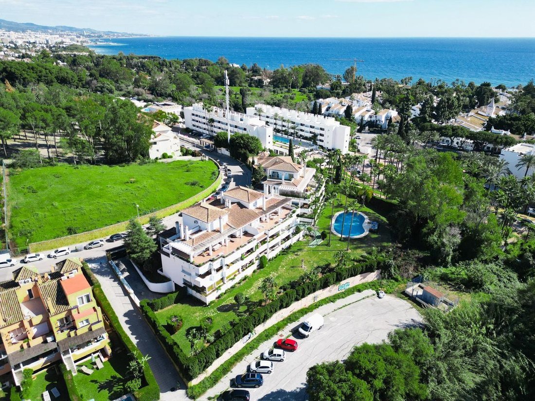 Appartamento a Marbella, Andalusia, Spagna 1 - 17449109