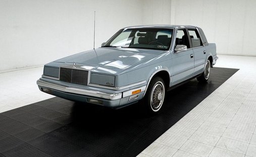 87 047 Miles/Garage Kept/2 Owners/3.0L SOHC V6/Loaded With Luxury/4-Speed Auto in Morgantown, United States 1