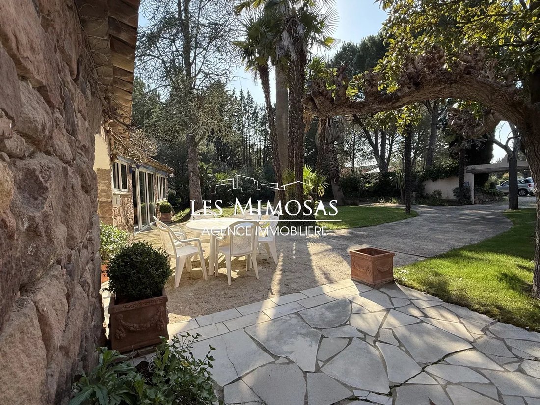 House in La Bouverie, Roquebrune-sur-Argens, France 3 - 17449364