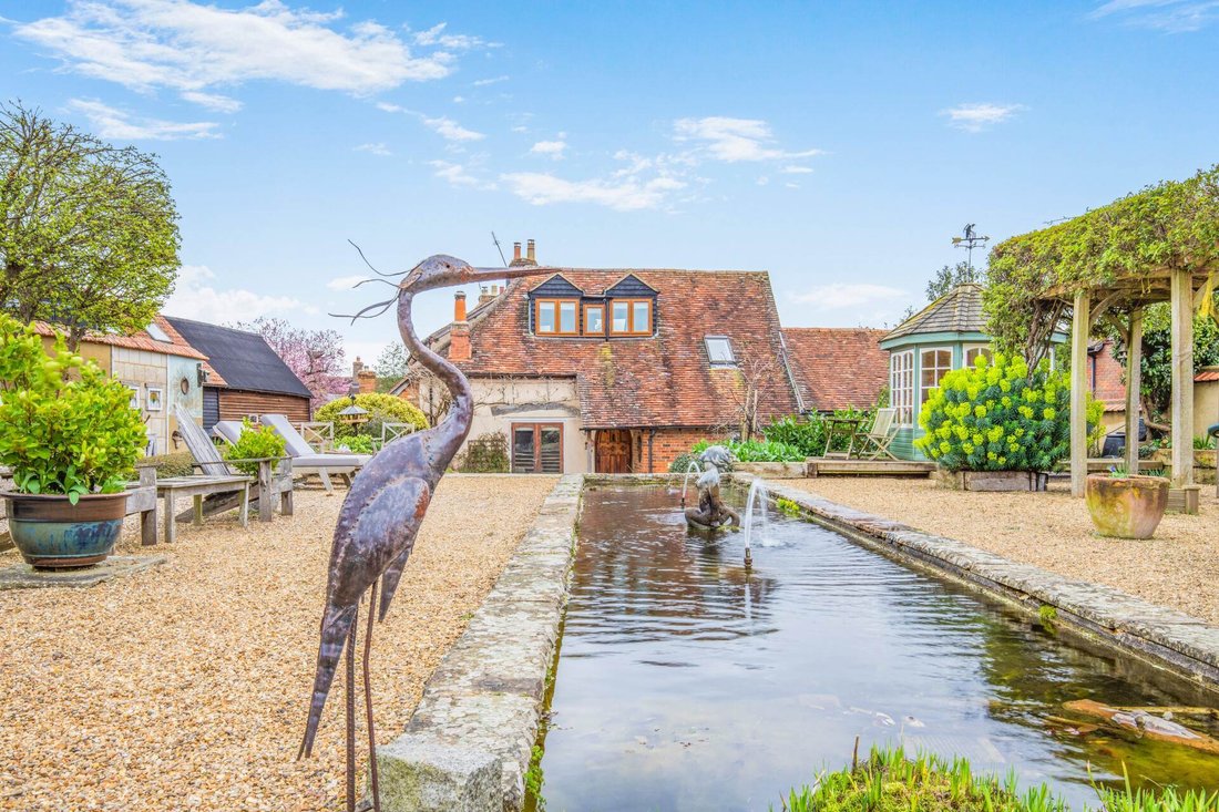 House in Haddenham, England 1 - 17449536