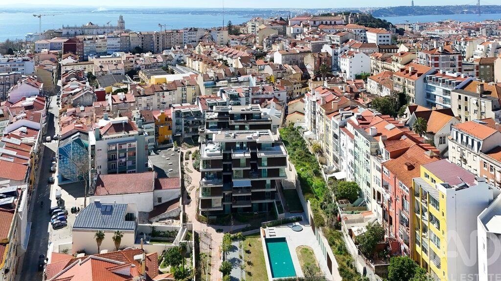 Apartment in Sao Vicente, Lisbon, Portugal 3 - 17449887