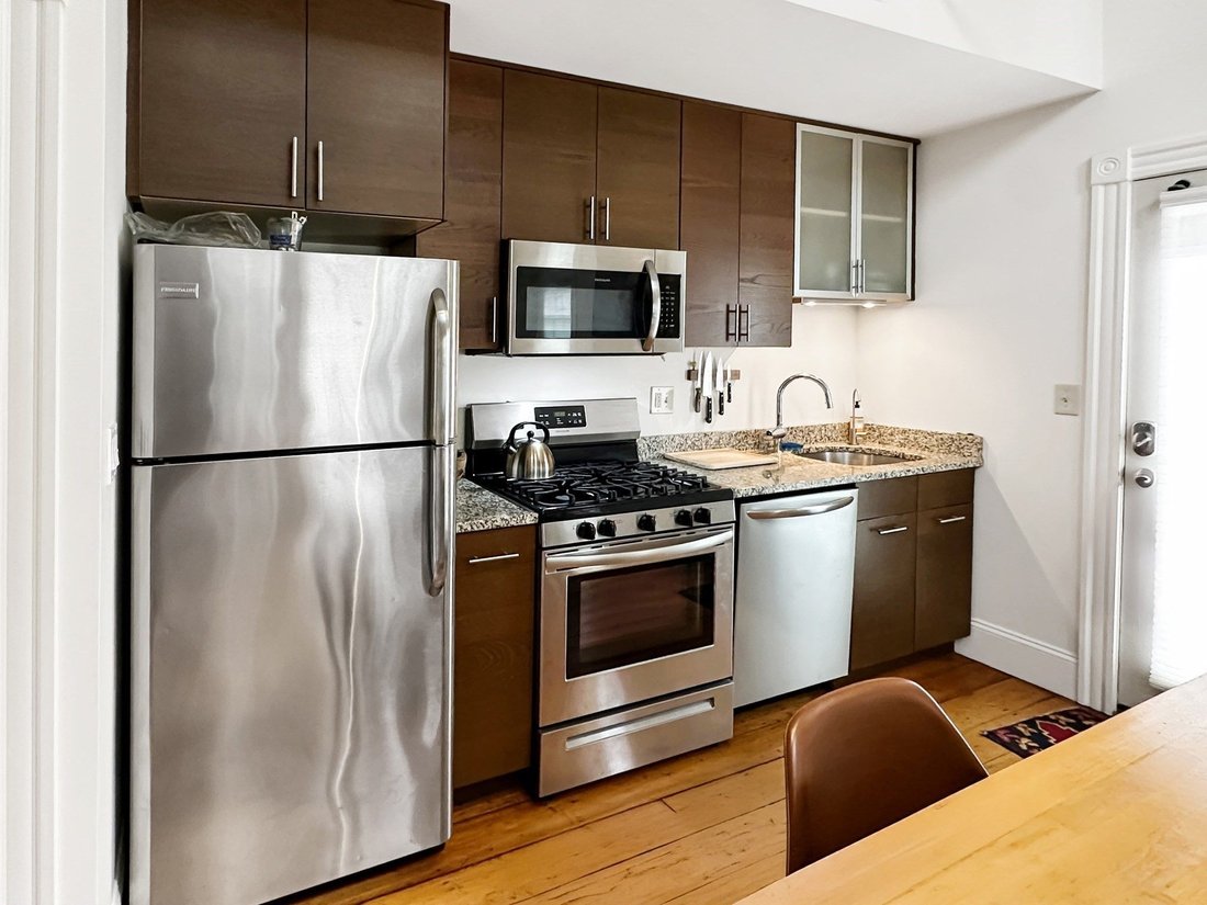 Condo in Boston, Massachusetts, United States 3 - 17449410