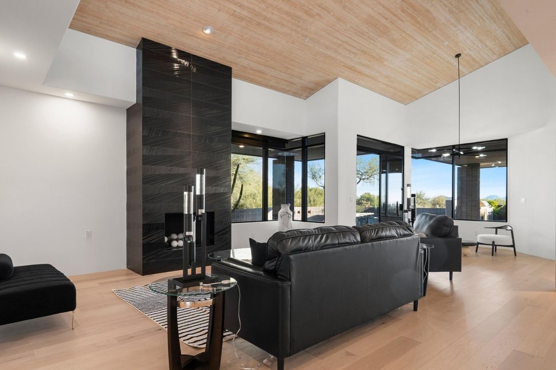 Scottsdale, Arizona, United States 5 - 17449220