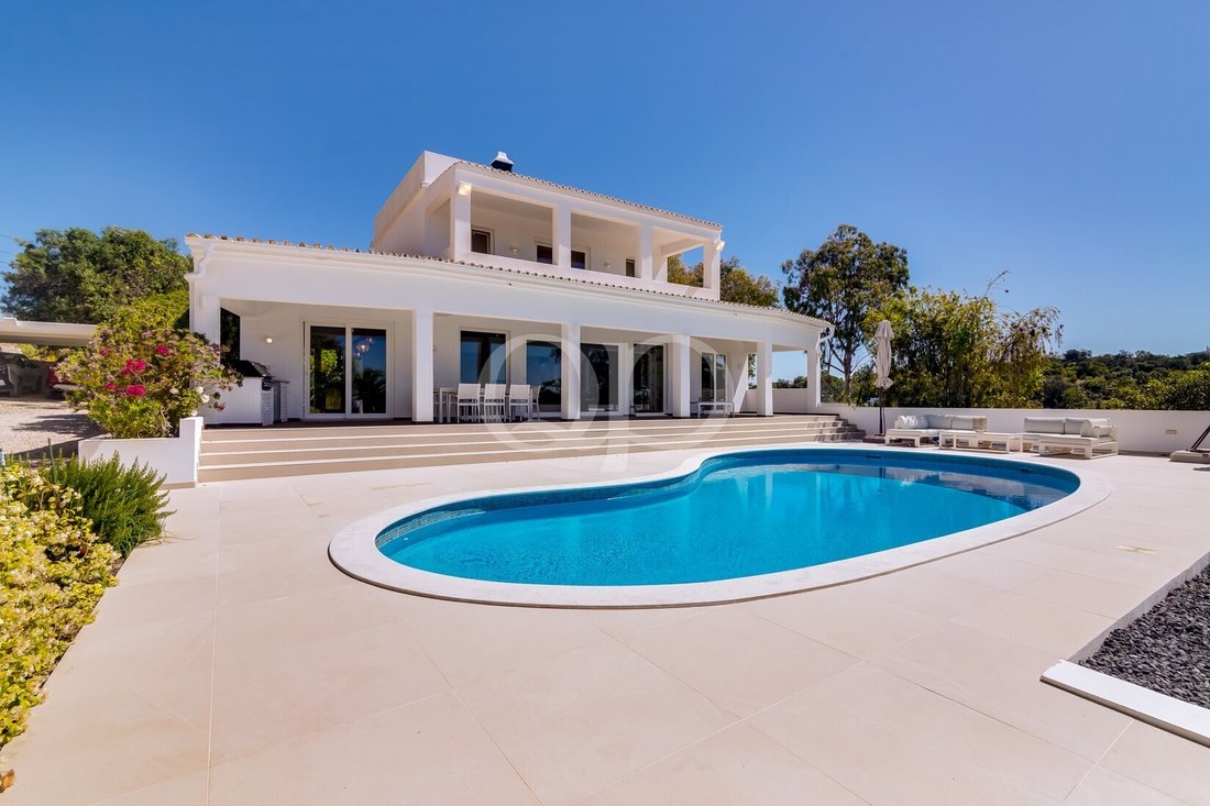 Villa in Loule (Sao Sebastiao), Algarve, Portugal 1 - 17449973